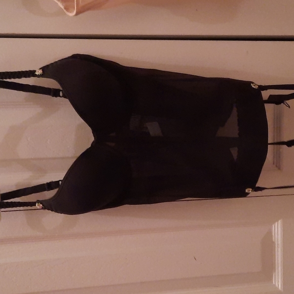 Corset. Beautiful. Never worn. Size 34D. - Picture 1 of 2